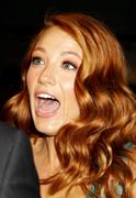 th_99336_Tikipeter_Blake_Lively_Time_April_26_4_012_123_159lo.jpg