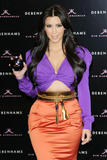 th_54355_celebrity_paradise.com_TheElder_KimKardashian30_122_200lo.jpg
