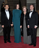 th_28417_carlabruni_sarkozytikipetercelebritycity015_123_349lo.jpg