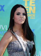 th_288020851_jojoCelebutopia_net2_122_371lo.jpg