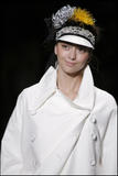 th_23061_md-catwalkimages.com-ss07-rtw-paris-w-rykiel-001-8p0pvv3o_122_455lo.jpg