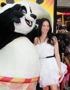 th_53124_LucyLiuKungFuPanda2premiereinLosAngeles22.5.2011_182_122_559lo.jpg
