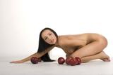 SAPHIRA in Tempting Apples c2w8hcsvdf
